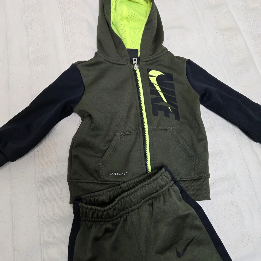Nike Little Boys Tracksuit Full-Zip Hoodie & Jogger Pants‎ Set Dark Green 12M - Picture 7 of 13